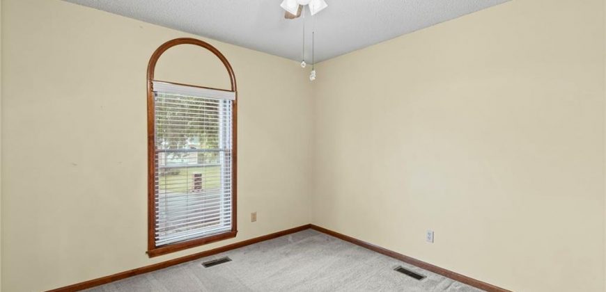 Homes for Sale in Kearney, MO 64060 | 324  Regency Park Street