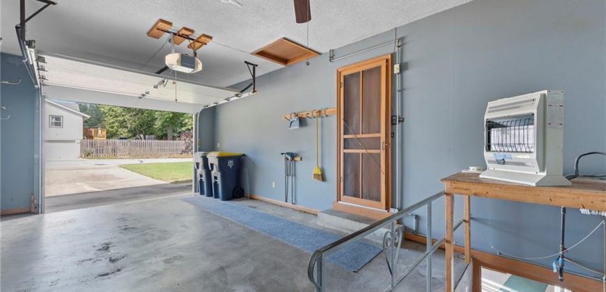 Homes for Sale in Kansas City, MO 64155 | 813 NE 86th Street