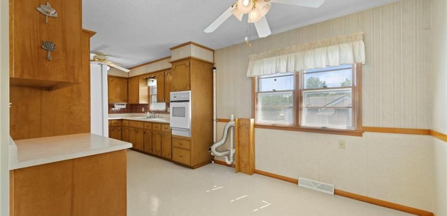 Homes for Sale in Kansas City, MO 64155 | 813 NE 86th Street