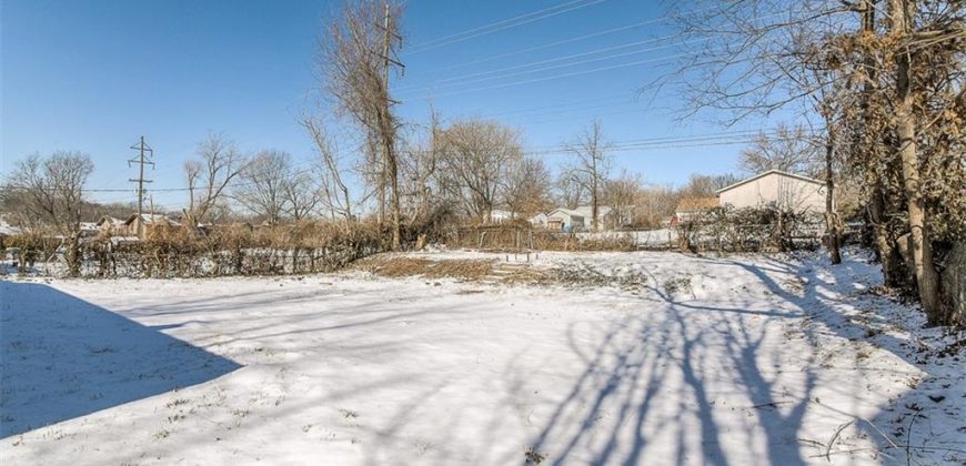 Homes for Sale in Kansas City, MO 64119 | 2806 NE 56th Street