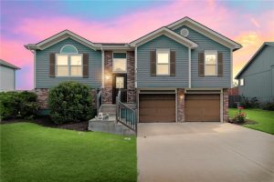 9209-N-Mulberry-Avenue-mls-2557121-image-1