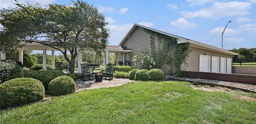 Homes for Sale in Smithville, MO 64089 | 16695  B Highway