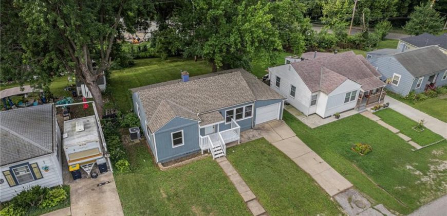 Homes for Sale in Kansas City, MO 64116 | 915 NE 44th Street