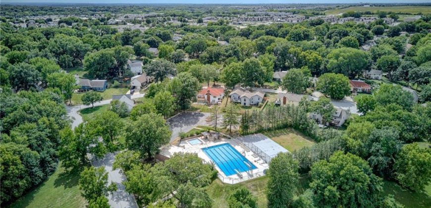 Homes for Sale in Kansas City, MO 64155 | 1012 NE 99th Street