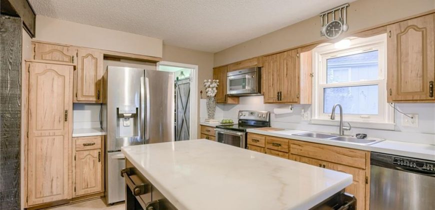 Homes for Sale in Kansas City, MO 64155 | 1012 NE 99th Street