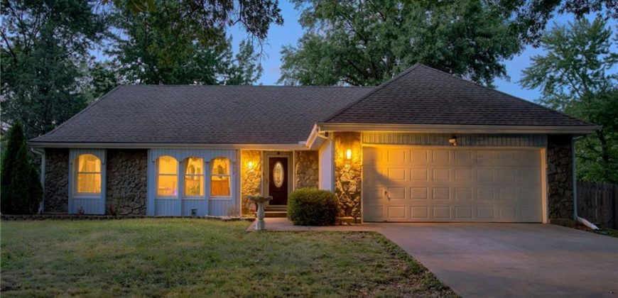 Homes for Sale in Kansas City, MO 64155 | 1012 NE 99th Street