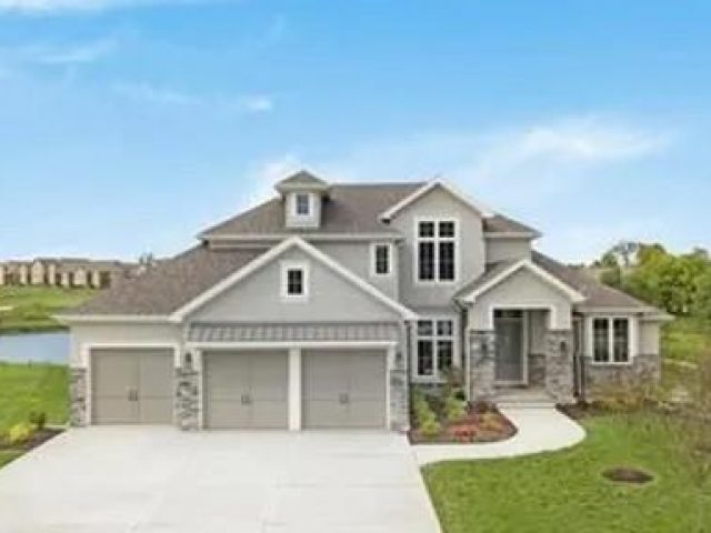 Homes for Sale in Riverside, MO 64150 | 5166 NW 47th Terrace
