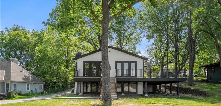 Homes for Sale in Weatherby Lake, MO 64152 | 7809 NW Scenic Drive