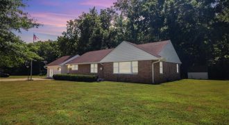 Homes for Sale in Kansas City, MO 64151 | 7000 NW Waukomis Drive