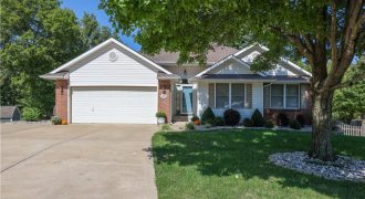 Homes for Sale in Kansas City, MO 64118 | 1412 NW 71st Court