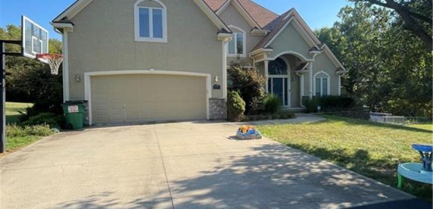 Homes for Sale in Smithville, MO 64089 | 14815  Black Oak Drive