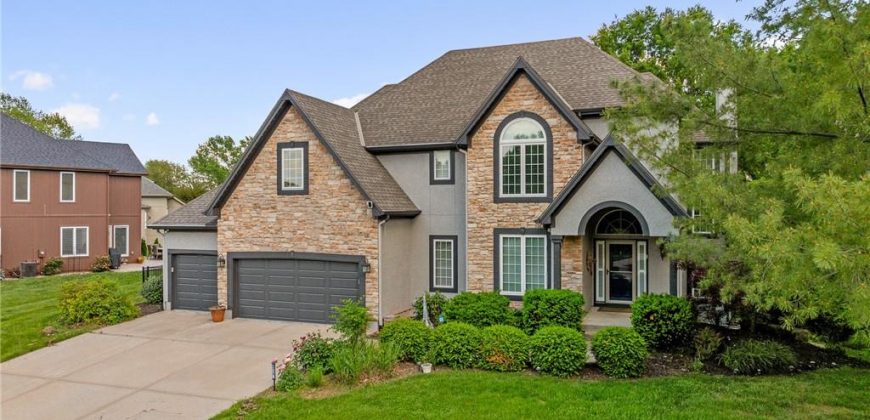 Homes for Sale in Kansas City, MO 64154 | 6715 NW 102nd Terrace