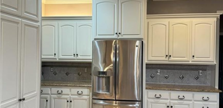 Homes for Sale in Kansas City, MO 64154 | 6715 NW 102nd Terrace