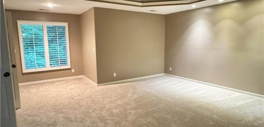 Homes for Sale in Kansas City, MO 64154 | 6715 NW 102nd Terrace