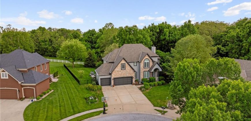 Homes for Sale in Kansas City, MO 64154 | 6715 NW 102nd Terrace