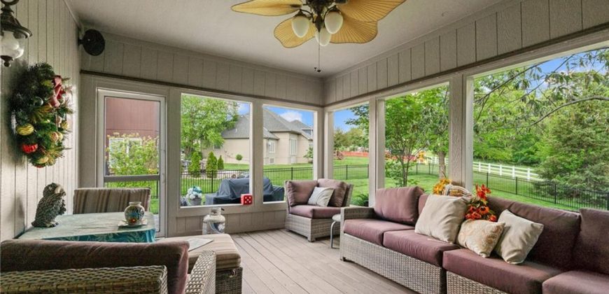 Homes for Sale in Kansas City, MO 64154 | 6715 NW 102nd Terrace