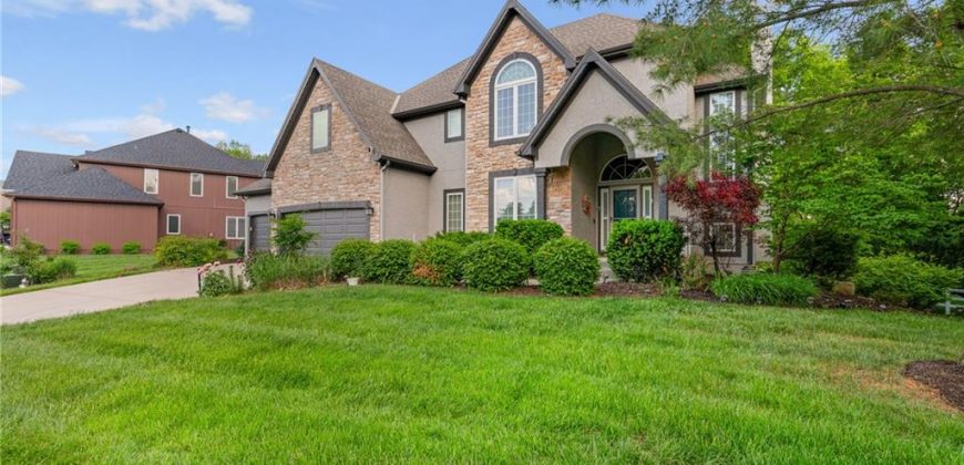 Homes for Sale in Kansas City, MO 64154 | 6715 NW 102nd Terrace