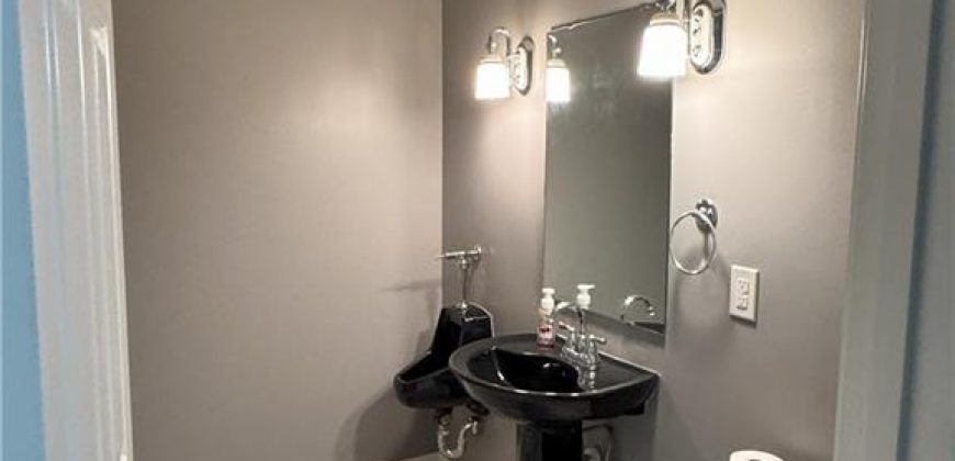 Homes for Sale in Kansas City, MO 64154 | 6715 NW 102nd Terrace