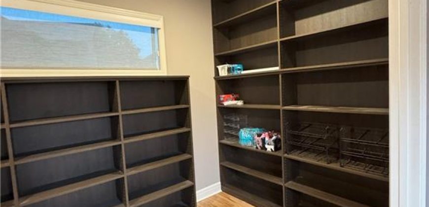 Homes for Sale in Kansas City, MO 64154 | 6715 NW 102nd Terrace