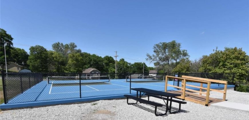 Homes for Sale in Weatherby Lake, MO 64152 | 9305 NW 80th Street