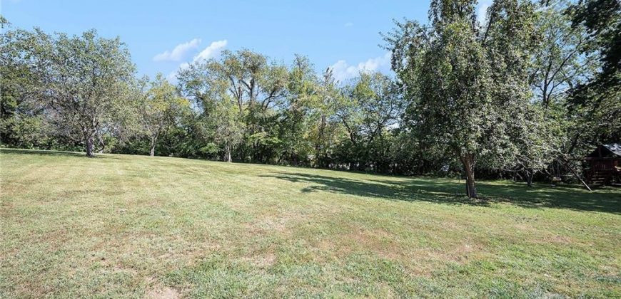 Homes for Sale in Kansas City, MO 64151 | 5501 N Lucerne Avenue