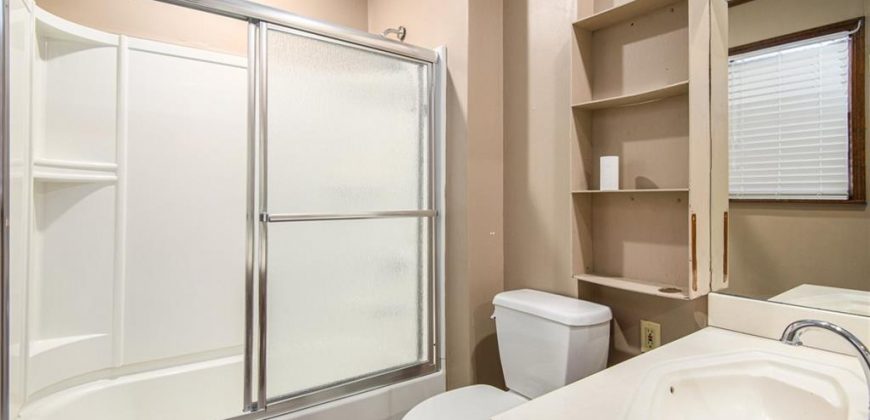 Homes for Sale in Kansas City, MO 64154 | 2616 NW 86th Street