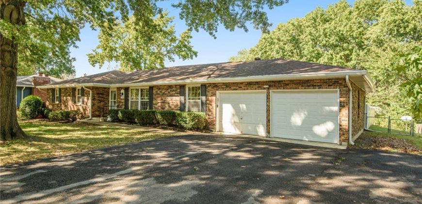 Homes for Sale in Kansas City, MO 64154 | 2616 NW 86th Street