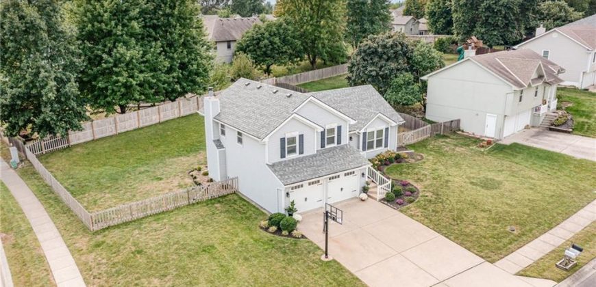 Homes for Sale in Smithville, MO 64089 | 310  Mesa Drive