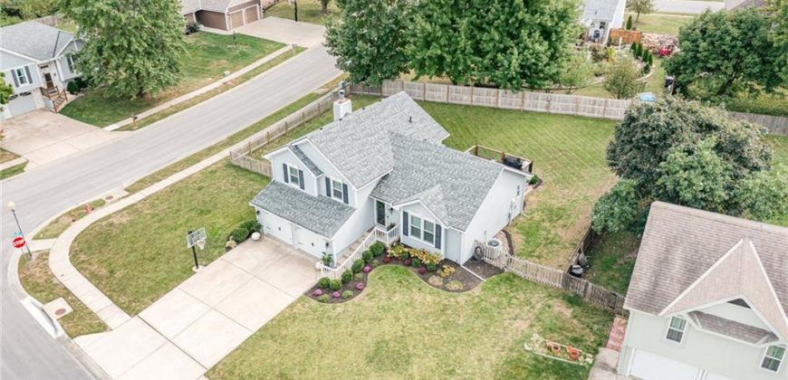 Homes for Sale in Smithville, MO 64089 | 310  Mesa Drive