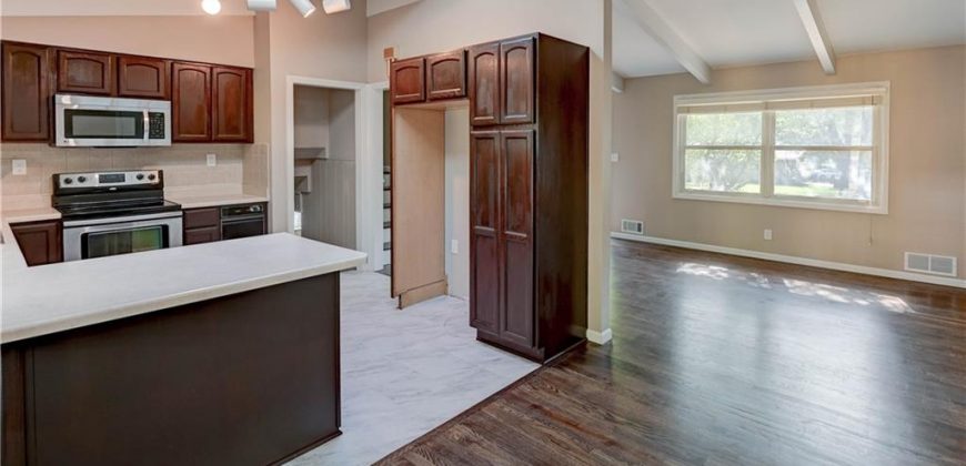 Homes for Sale in Kansas City, MO 64118 | 2400 NE SHADY LANE Drive