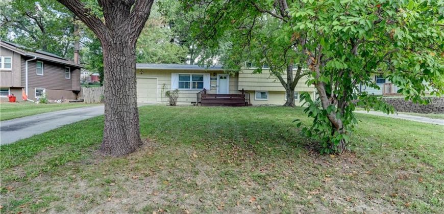 Homes for Sale in Kansas City, MO 64118 | 2400 NE SHADY LANE Drive