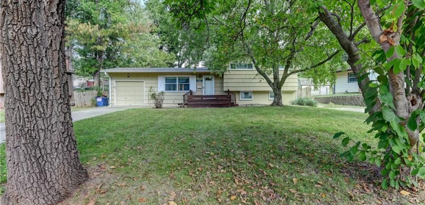 Homes for Sale in Kansas City, MO 64118 | 2400 NE SHADY LANE Drive