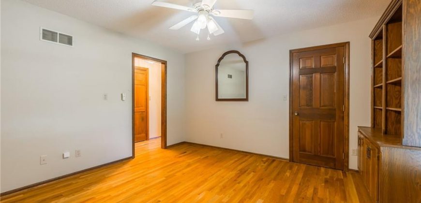 Homes for Sale in Liberty, MO 64068 | 304  Nashua Road