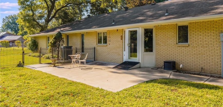 Homes for Sale in Liberty, MO 64068 | 304  Nashua Road