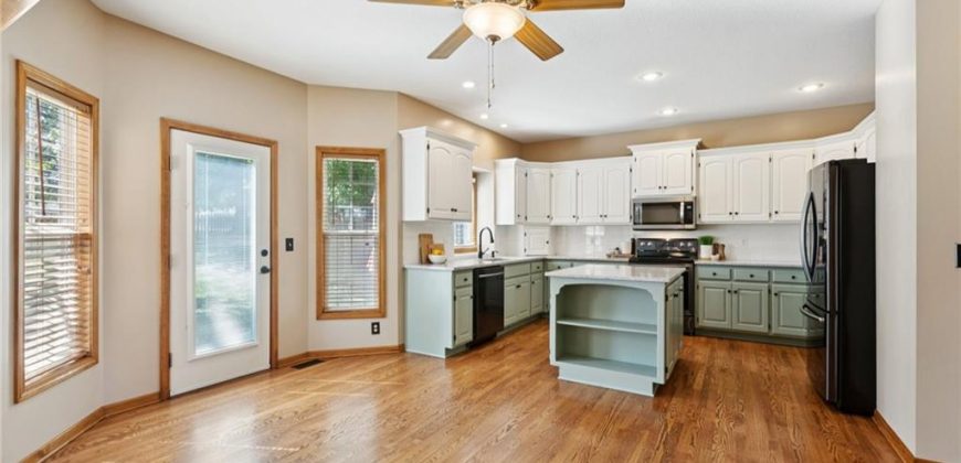 Homes for Sale in Kearney, MO 64060 | 401 W 11th Terrace