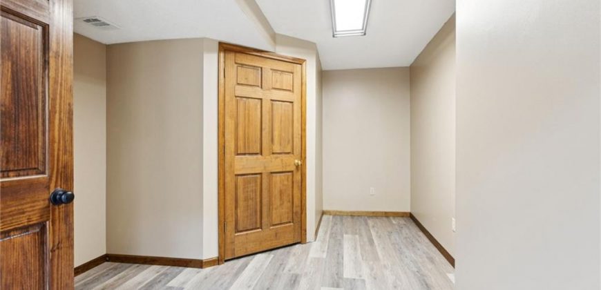 Homes for Sale in Kearney, MO 64060 | 401 W 11th Terrace