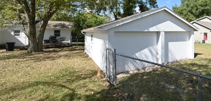 Homes for Sale in Dearborn, MO 64439 | 32  Mill Street
