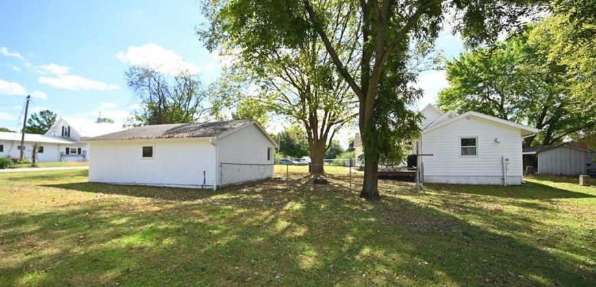 Homes for Sale in Dearborn, MO 64439 | 32  Mill Street