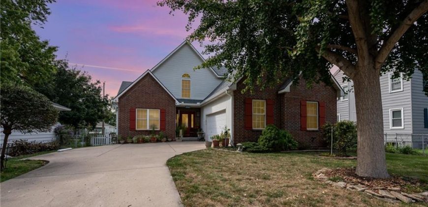 Homes for Sale in North Kansas City, MO 64116 | 2412  Fayette Street