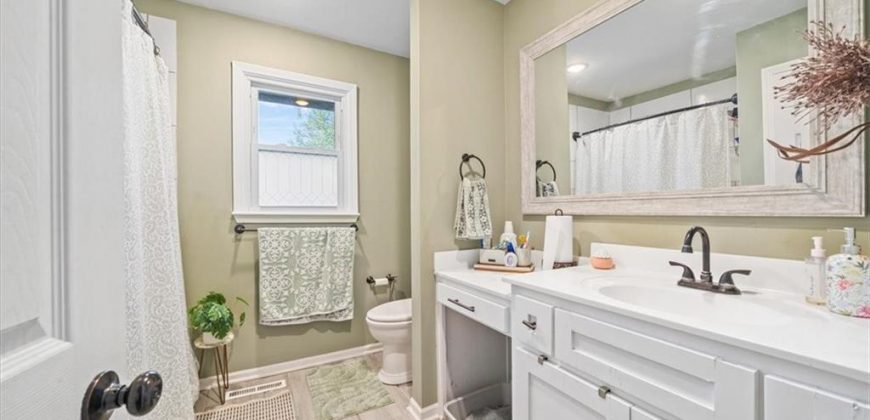 Homes for Sale in Kansas City, MO 64155 | 145 NW 100th Terrace