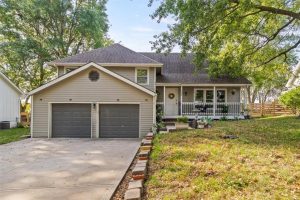145-NW-100th-Terrace-mls-2578040-image-1