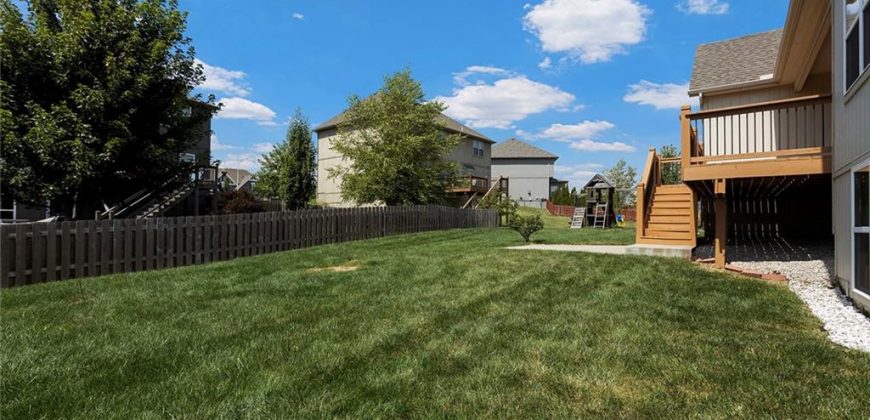 Homes for Sale in Kansas City, MO 64154 | 9414 N Helena Avenue
