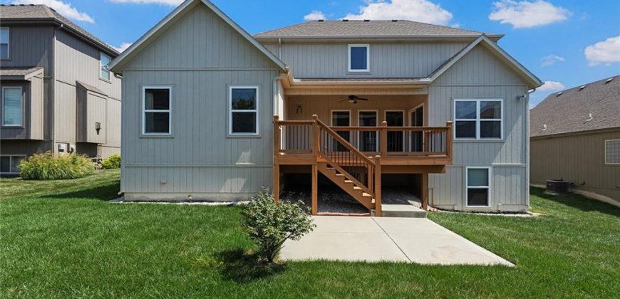 Homes for Sale in Kansas City, MO 64154 | 9414 N Helena Avenue