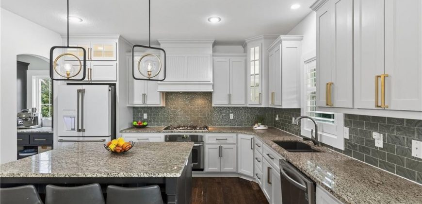 Homes for Sale in Kansas City, MO 64155 | 2827 NE 102nd Terrace