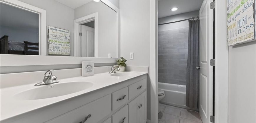 Homes for Sale in Kansas City, MO 64155 | 2827 NE 102nd Terrace