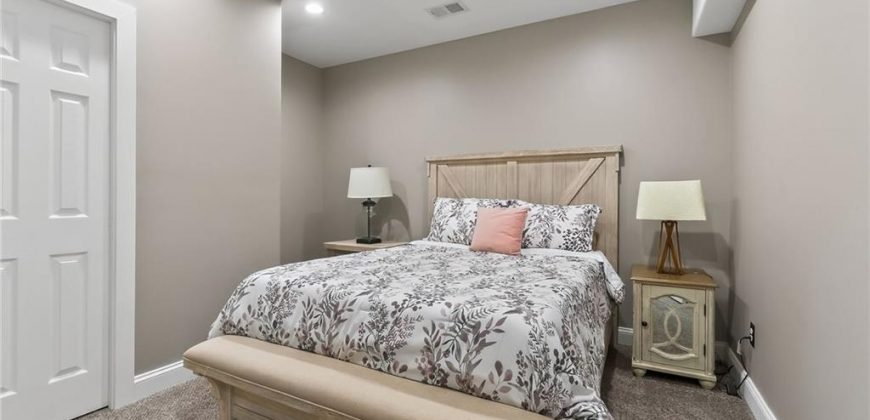 Homes for Sale in Kansas City, MO 64155 | 2827 NE 102nd Terrace