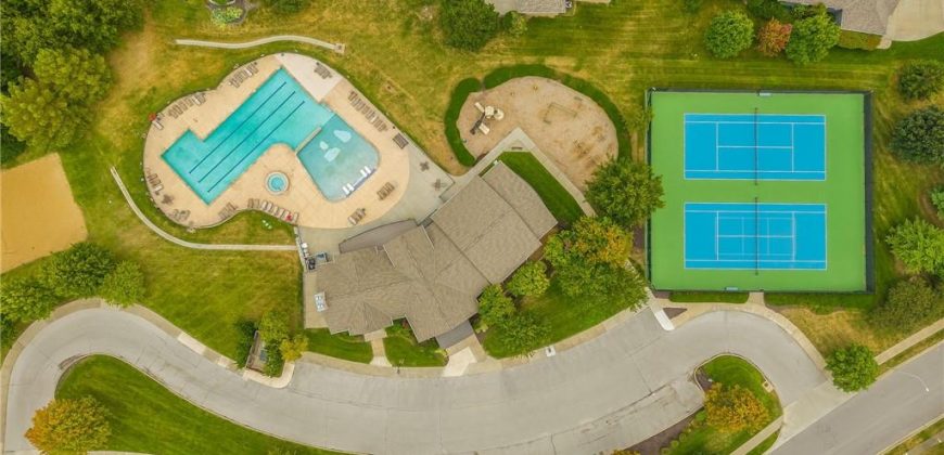 Homes for Sale in Kansas City, MO 64155 | 2827 NE 102nd Terrace