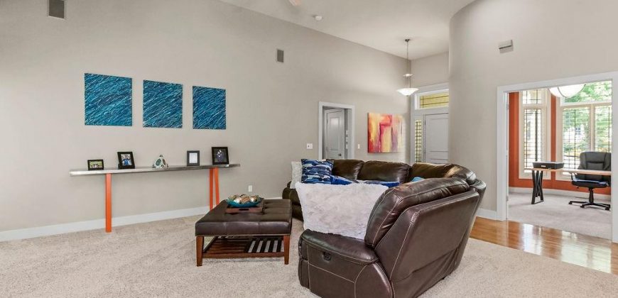 Homes for Sale in Kansas City, MO 64151 | 7818 N Mattox Avenue