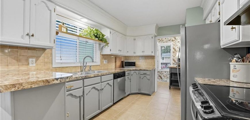 Homes for Sale in Kansas City, MO 64118 | 2216 NE 73RD Terrace Homes for Sale in Kansas City, MO 64118 | 2216 NE 73RD Terrace
