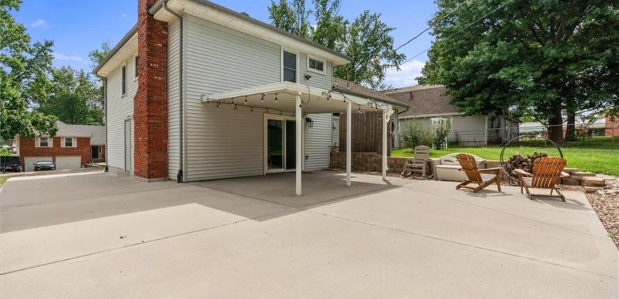 Homes for Sale in Kansas City, MO 64118 | 1206 NE 81st Terrace